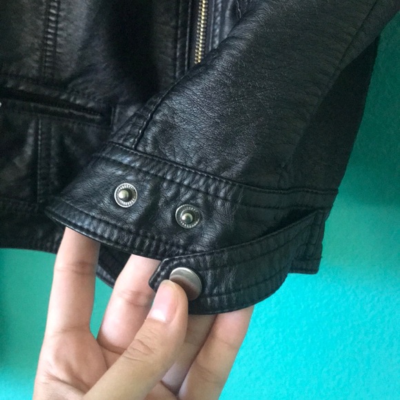 Faux leather Aztec jacket - Picture 5 of 6